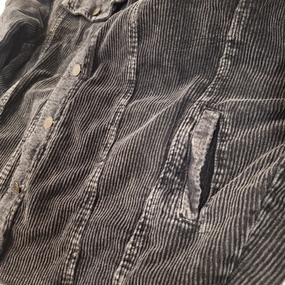 La Miel Shacket - Size Large - Vintage Wash - Picture 5 of 8